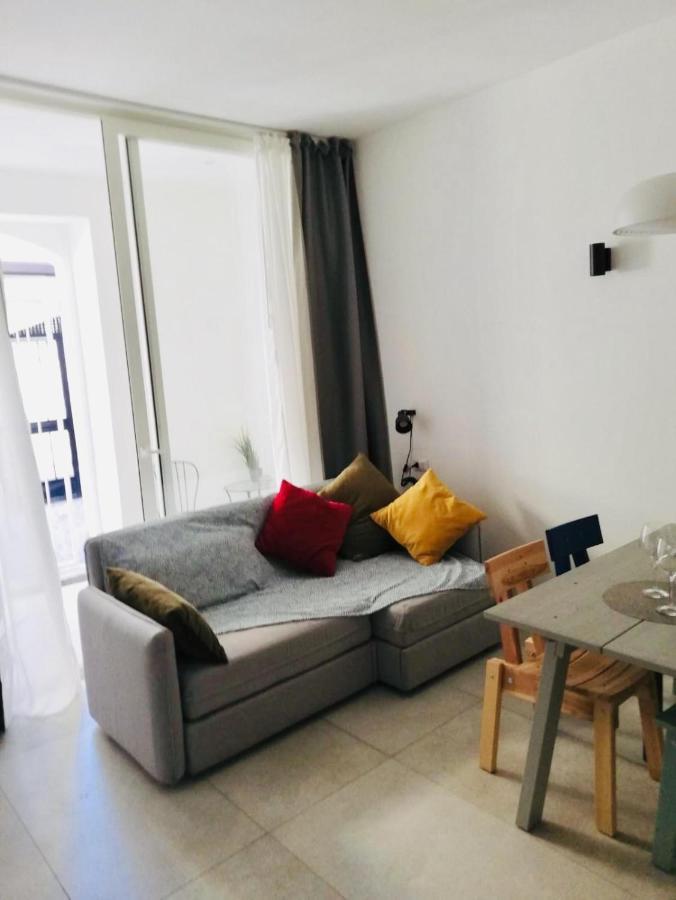 Casa Abbatuzzu Apartment อาชิเรอาเล ภายนอก รูปภาพ