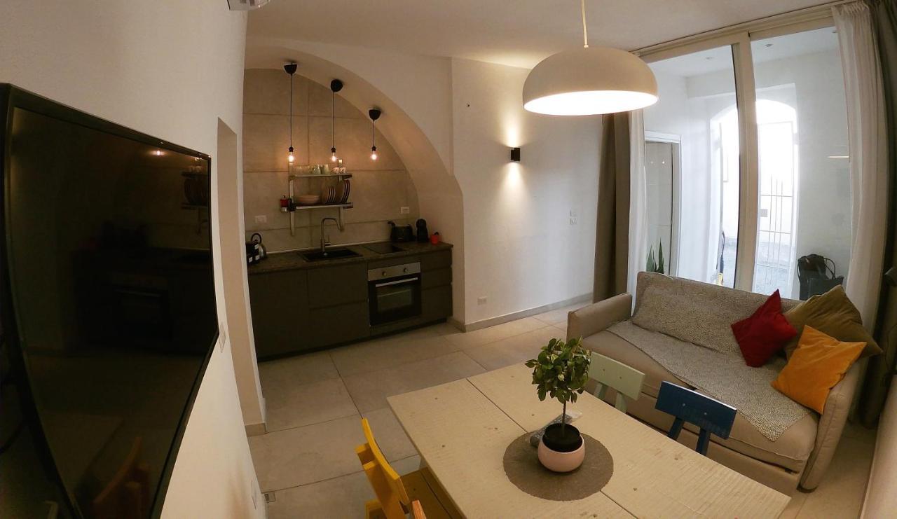 Casa Abbatuzzu Apartment อาชิเรอาเล ภายนอก รูปภาพ