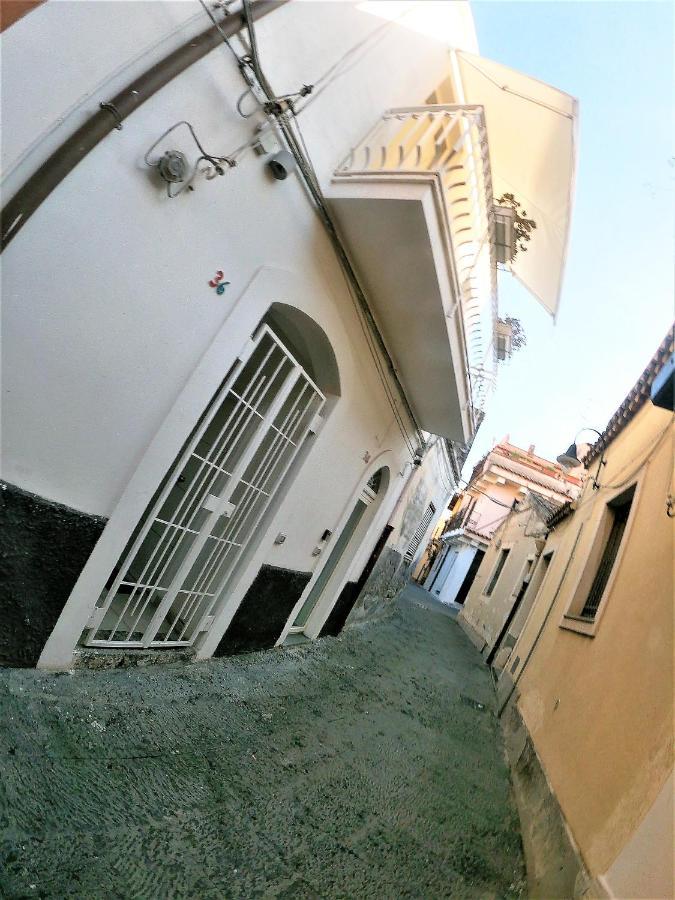 Casa Abbatuzzu Apartment อาชิเรอาเล ภายนอก รูปภาพ